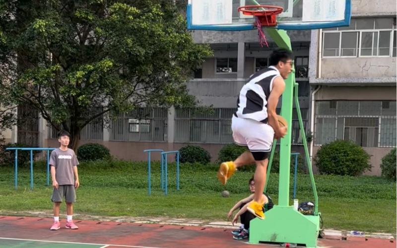 的联手
